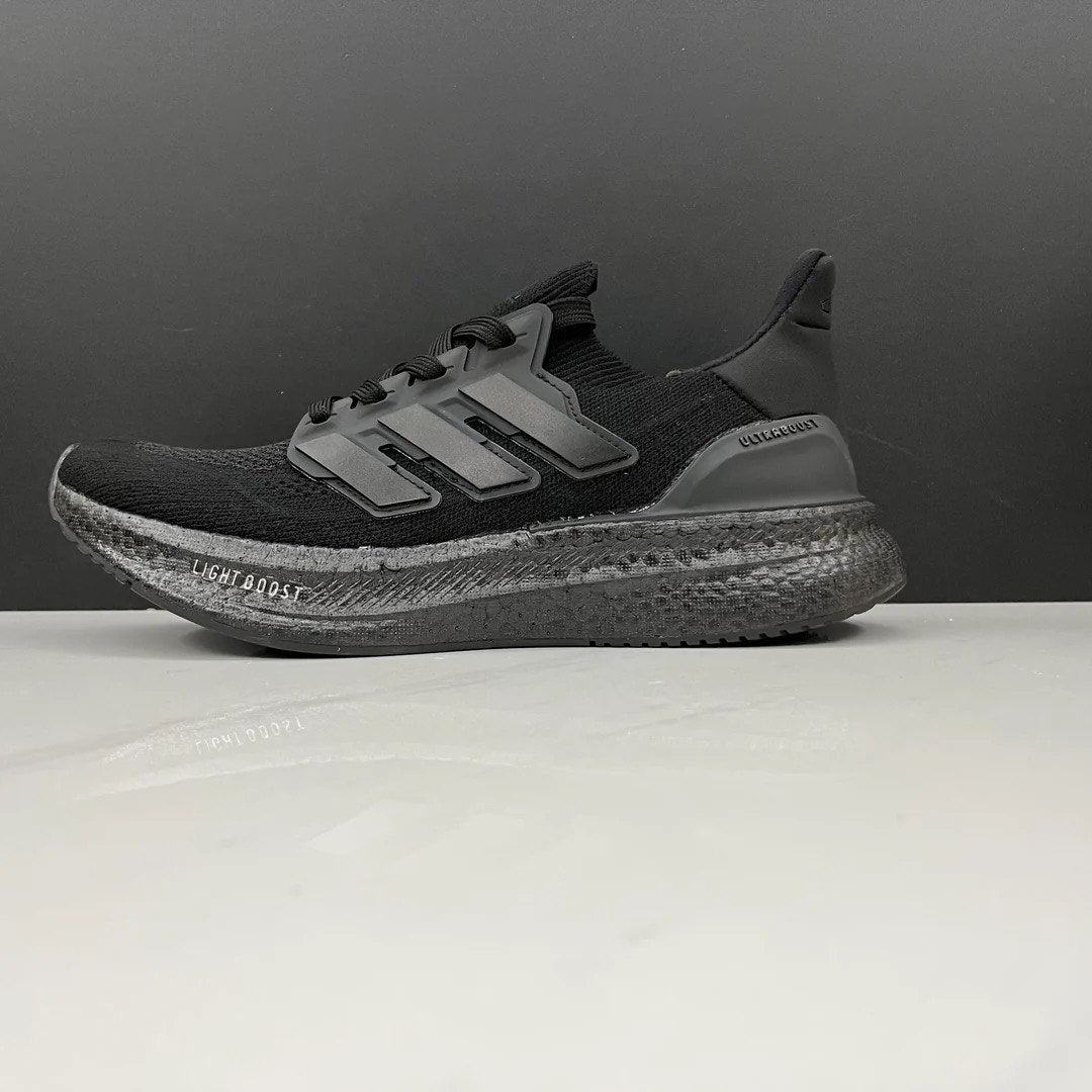 Tênis Adidas Ultraboost 5 Preto