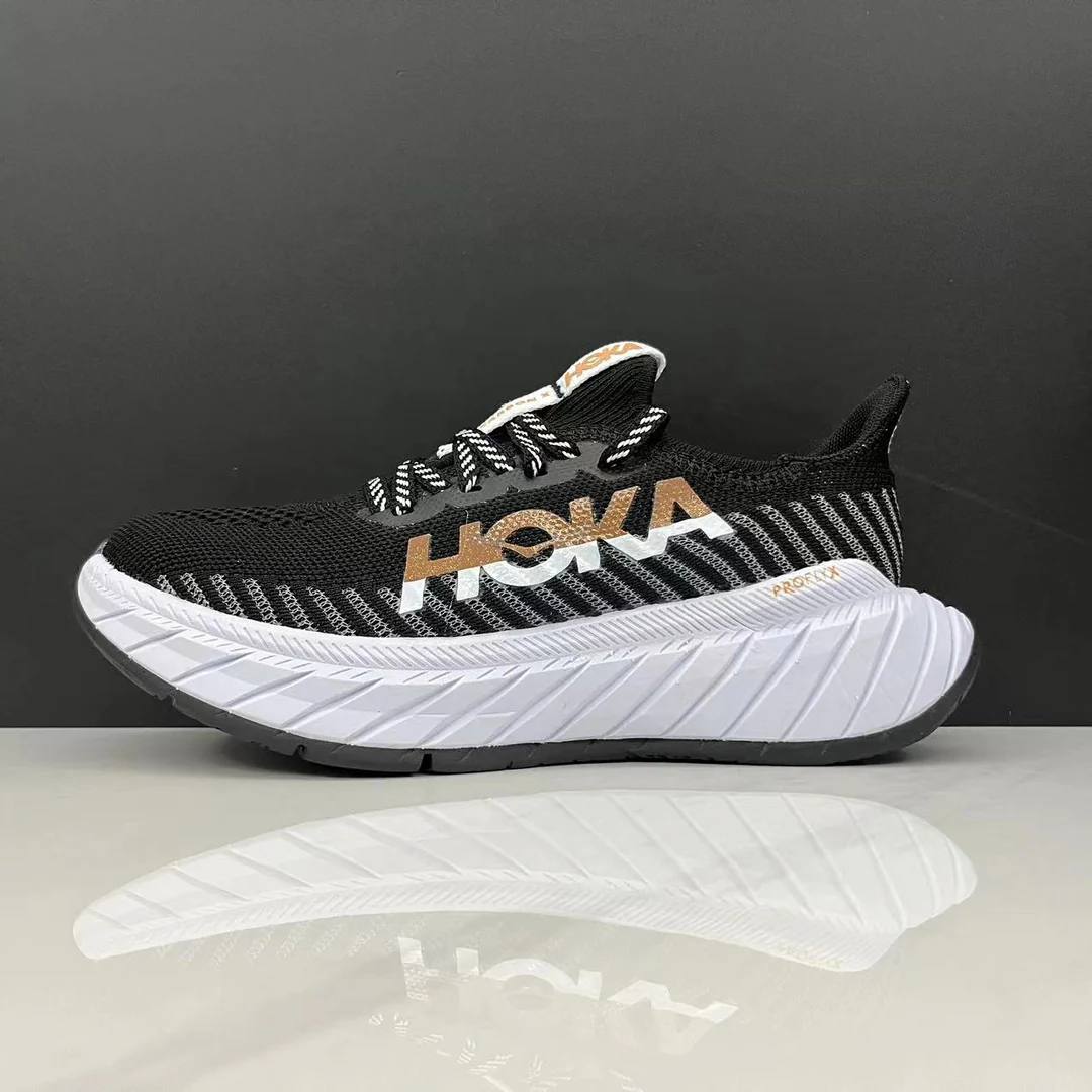 Tênis Hoka Carbon X3 - Preto/Branco